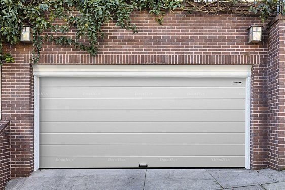 Секционные гаражные ворота Doorhan RSD01 BIW (2500х2600)